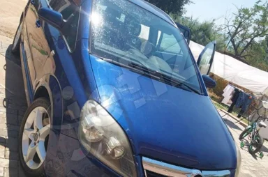 Se prodava Opel Zafira 19