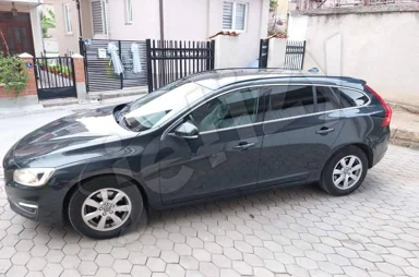 Volvo V60 D2